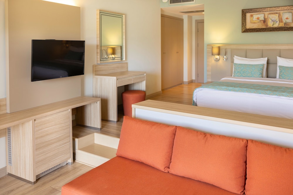 Aqua Fantasy Aquapark Hotel And Spa All Inclusive 53/68