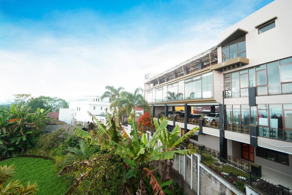 Sapadia Guesthouse Ciwidey Bandung 5/38