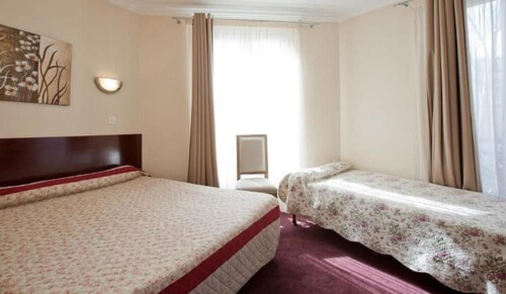 Grand Hotel De L europe 9/51
