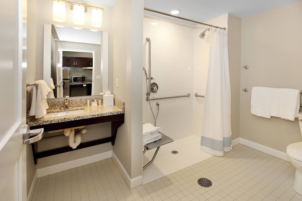 TOWNEPLACE SUITES GROVE CITY MERCER/OUTLETS 15/48