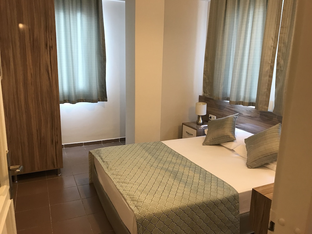 2 BEDROOMS, APARTMENT