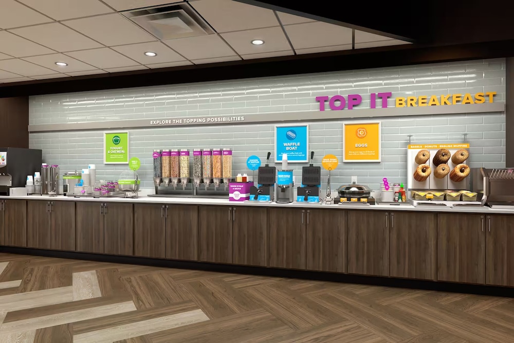 Tru by Hilton Madison East 43/57