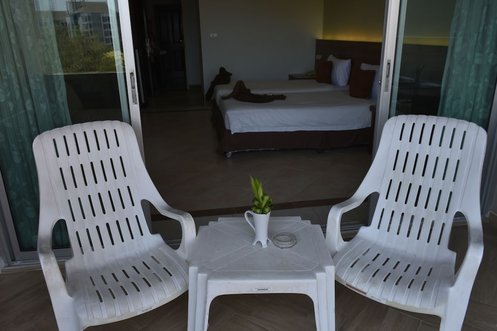 Diana Garden Resort 27/48