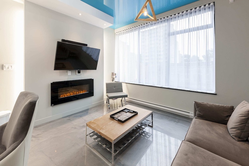 Milton Parc Hotel 33/66