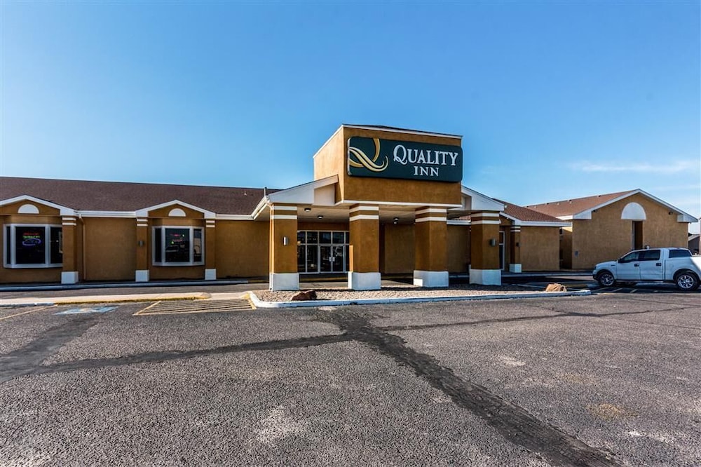 Colby Inn and Suites 4/25