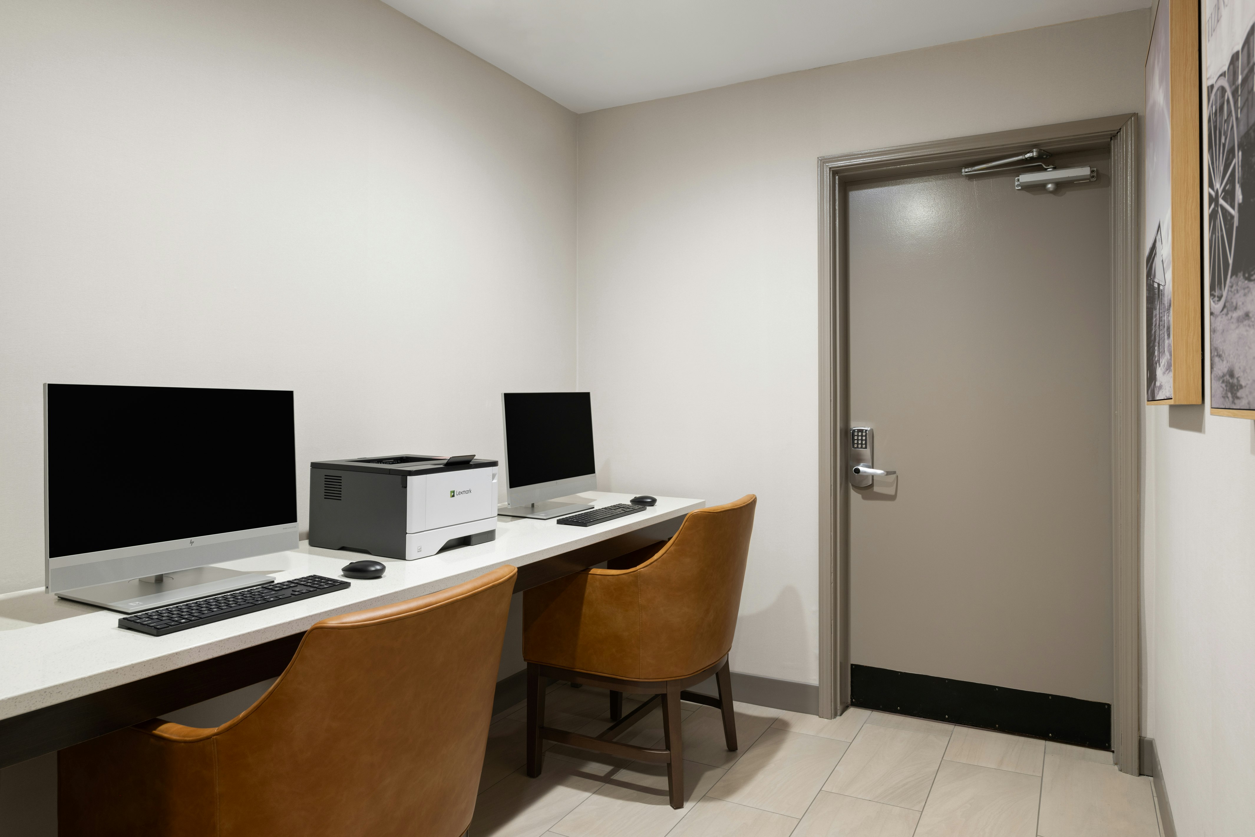Holiday Inn Express Hotel And Suites Paso Robles 77/81
