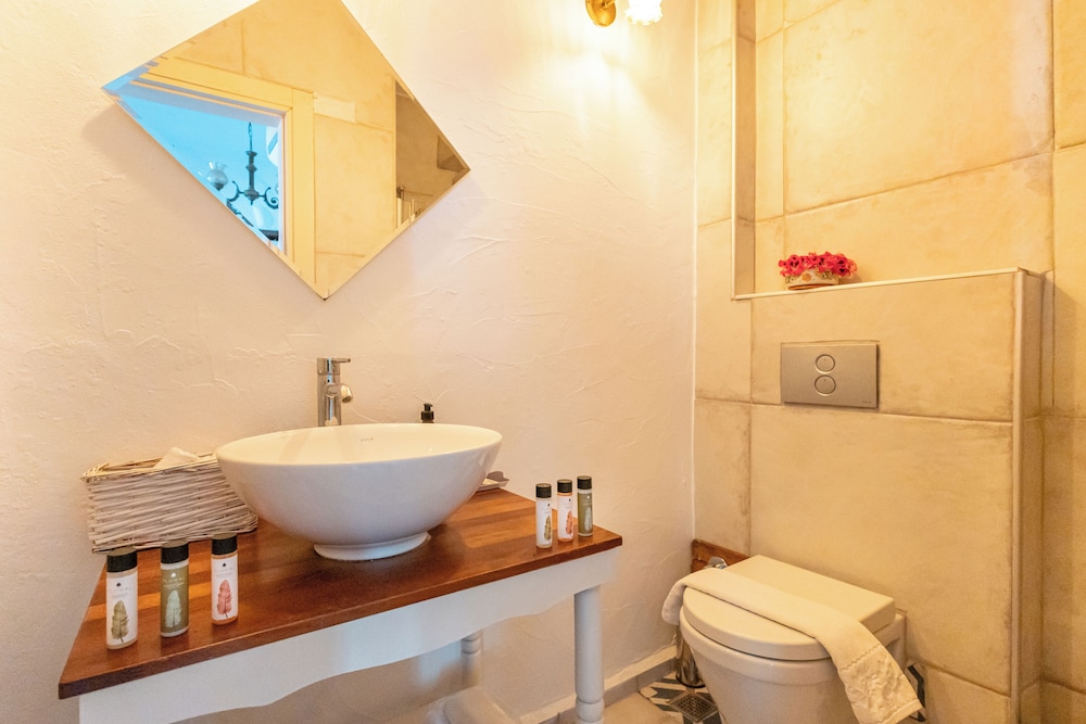 Alacati Eski Ev Hotel 33/38