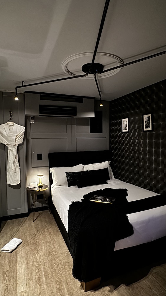Hotel Helene 16/50