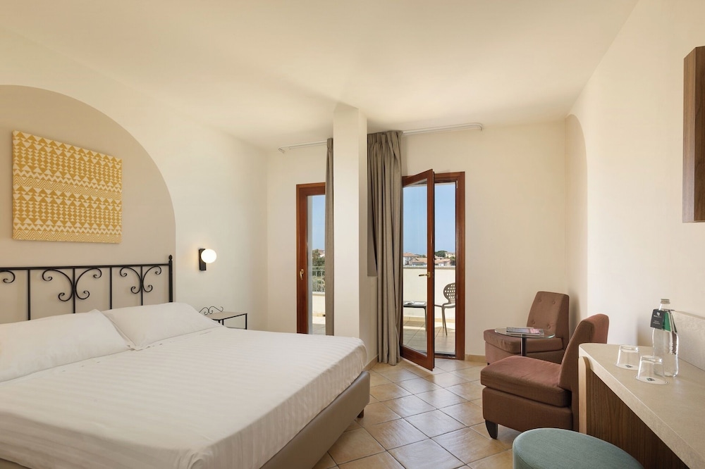 Blu Hotel Morisco Village 27/80