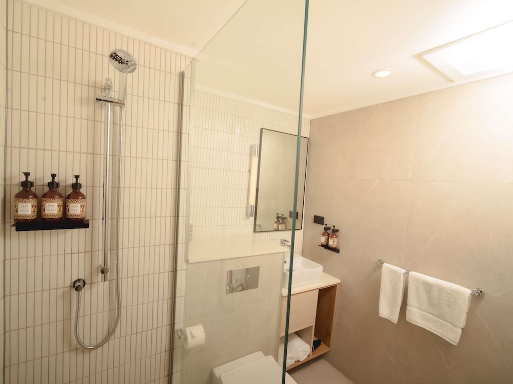 Novotel Suva Lami Bay 50/50