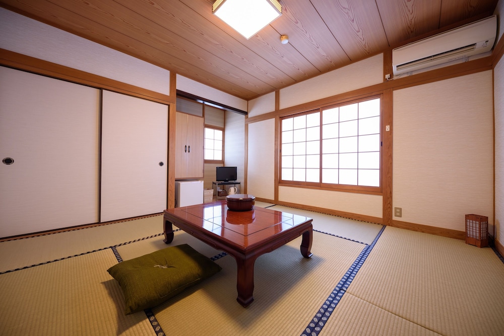 Yufuin Ryokan Okaeri 15/25