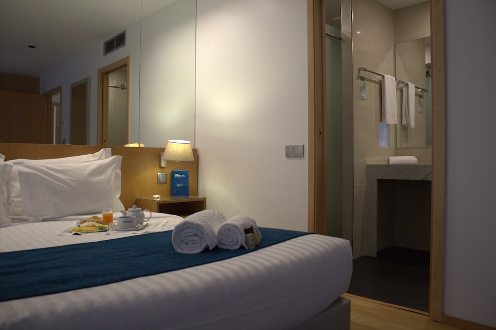 Opohotel Porto Aeroporto 13/48