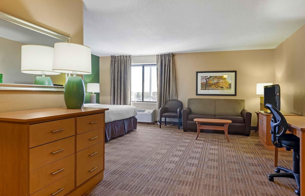 Extended Stay America - Madison - Old Sauk Rd. 27/48