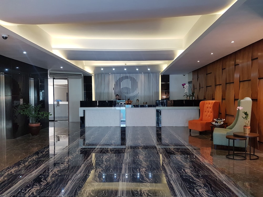 Lobby at Eastland Hotel and Residences, CEBU