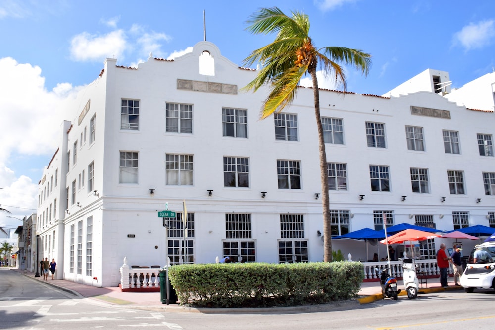 Beach Park Hotel 45/50
