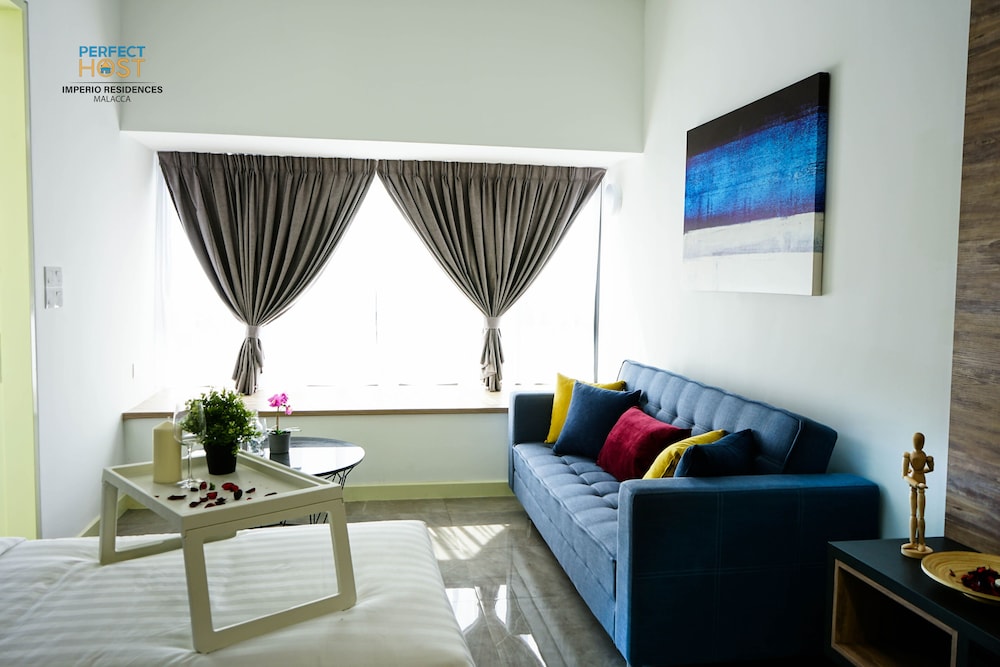 IMPERIO RESIDENCE SEAFRONT BY PERFECT HOST 31/43