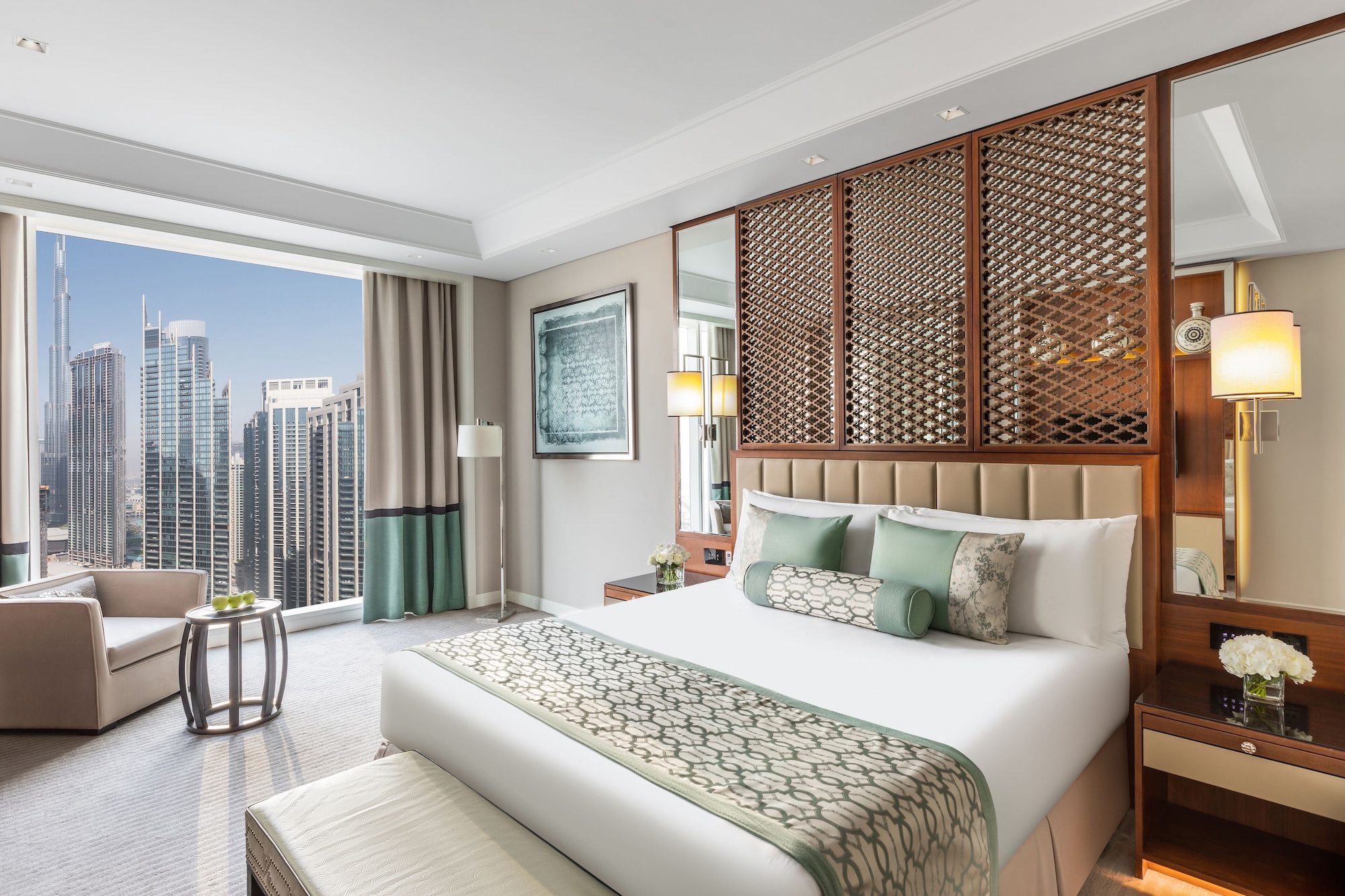 BURJ, LUXURY, KING BED
