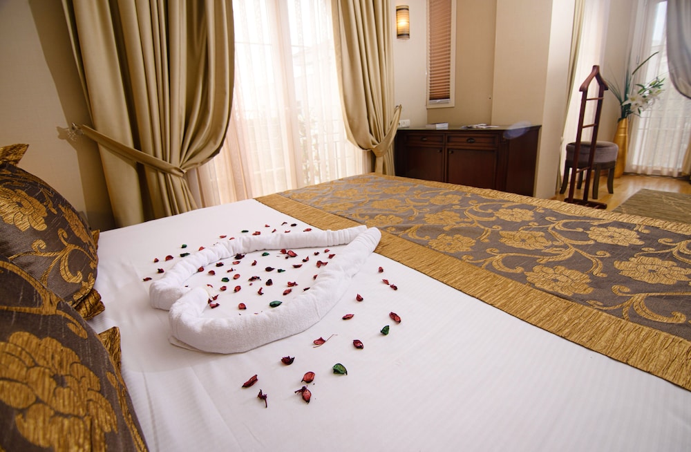 Recital Hotel 24/67
