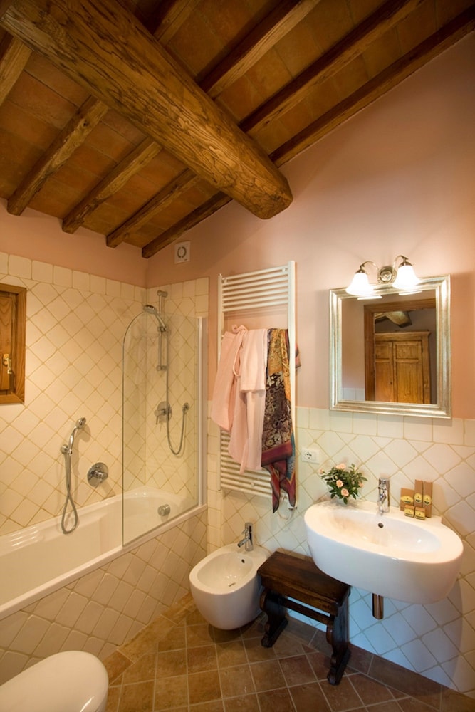 Borgo San Benedetto 48/50