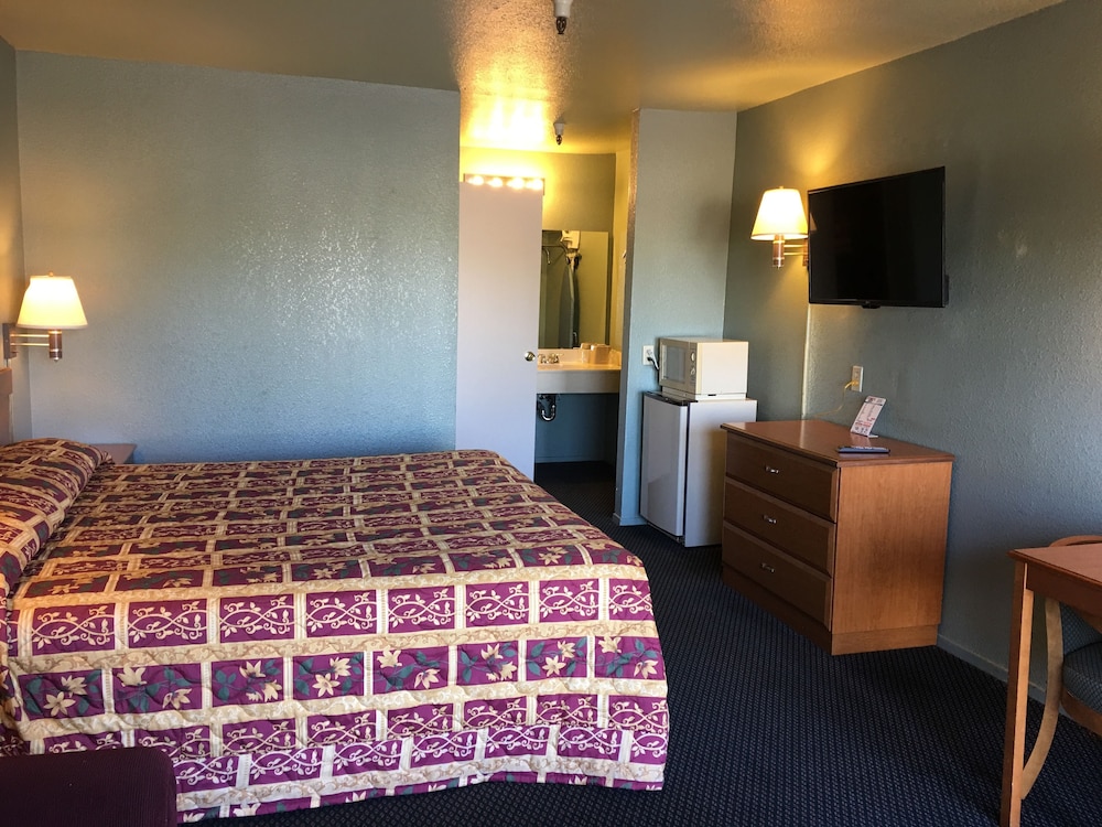 Applegate Inn 9/35