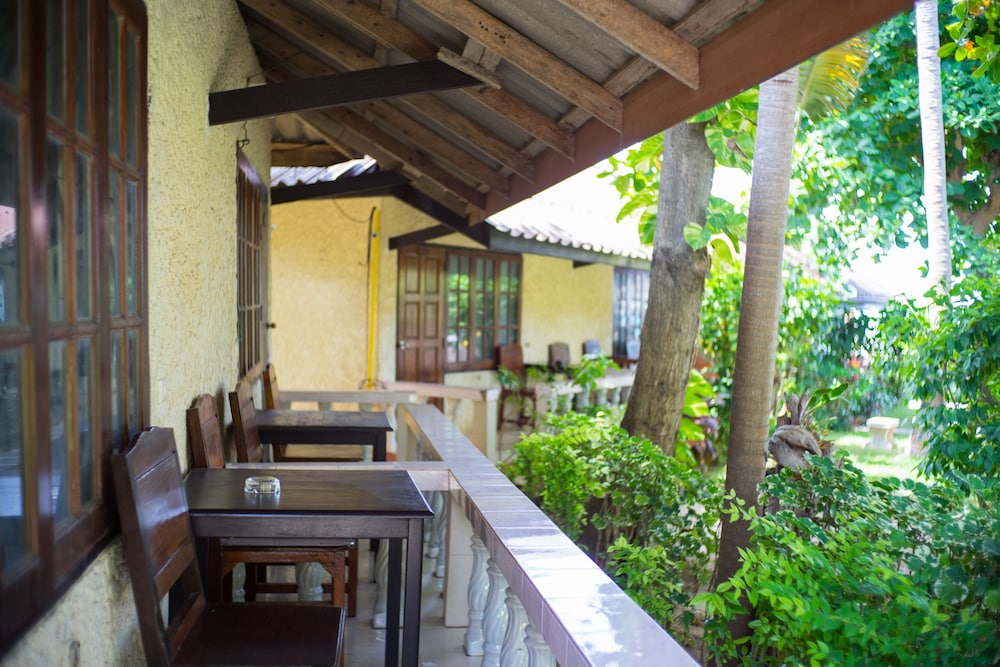 Silver Beach Resort 14/65