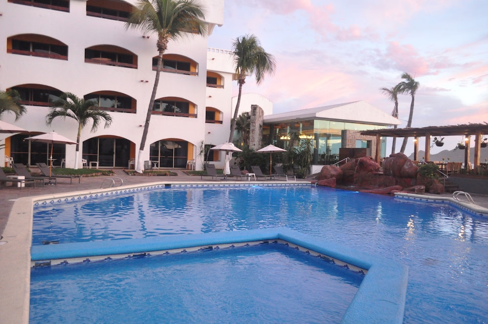Quijote Inn Hotel 42/67