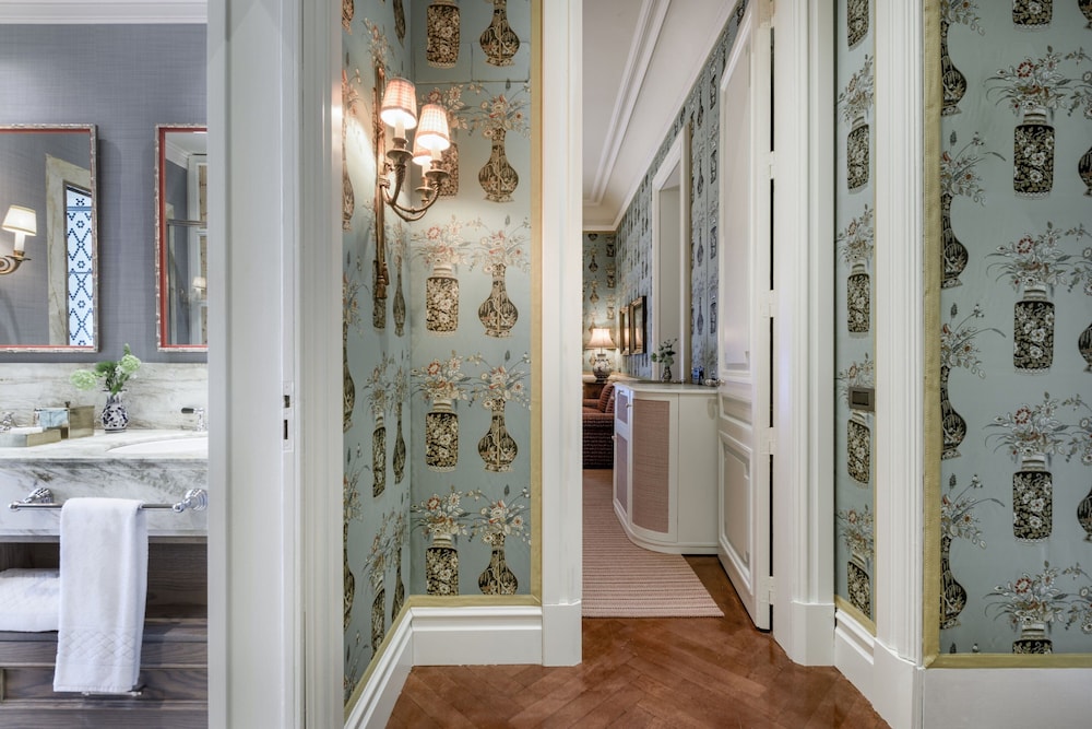 Santo Mauro, a Luxury Collection Hotel, Madrid 3/81
