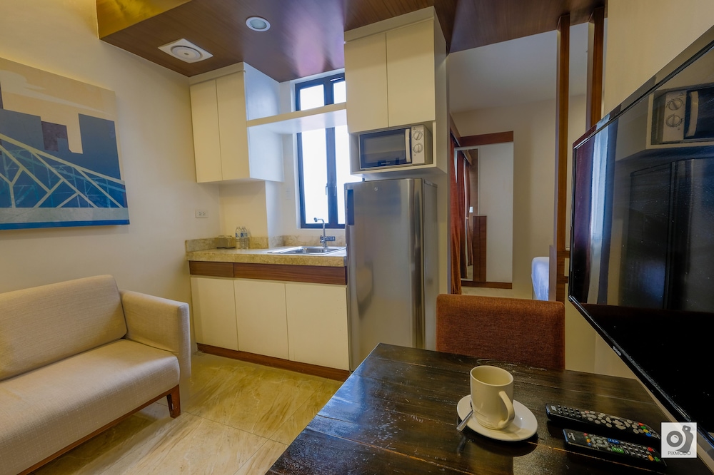 Bed+Bath Serviced Suites 48/66