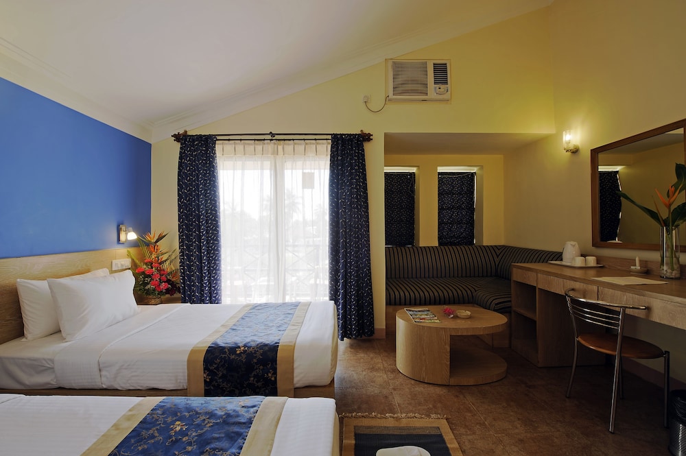 Whispering Palms Beach Resort 11/71