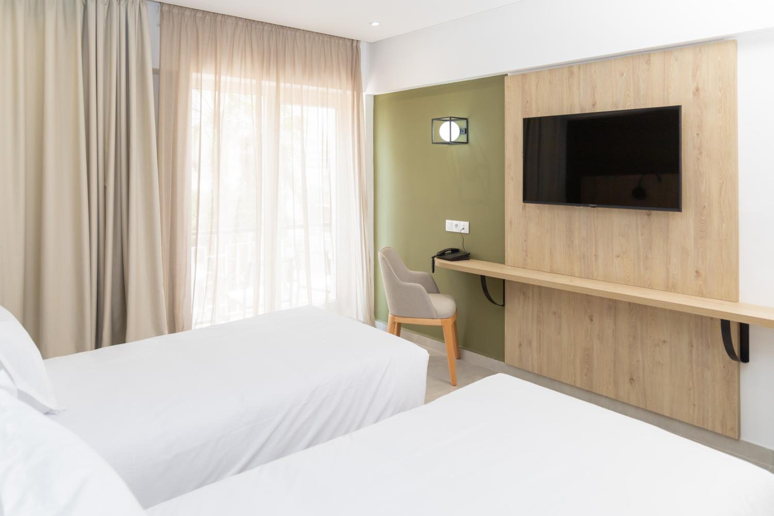 Kamal Hotel 17/55