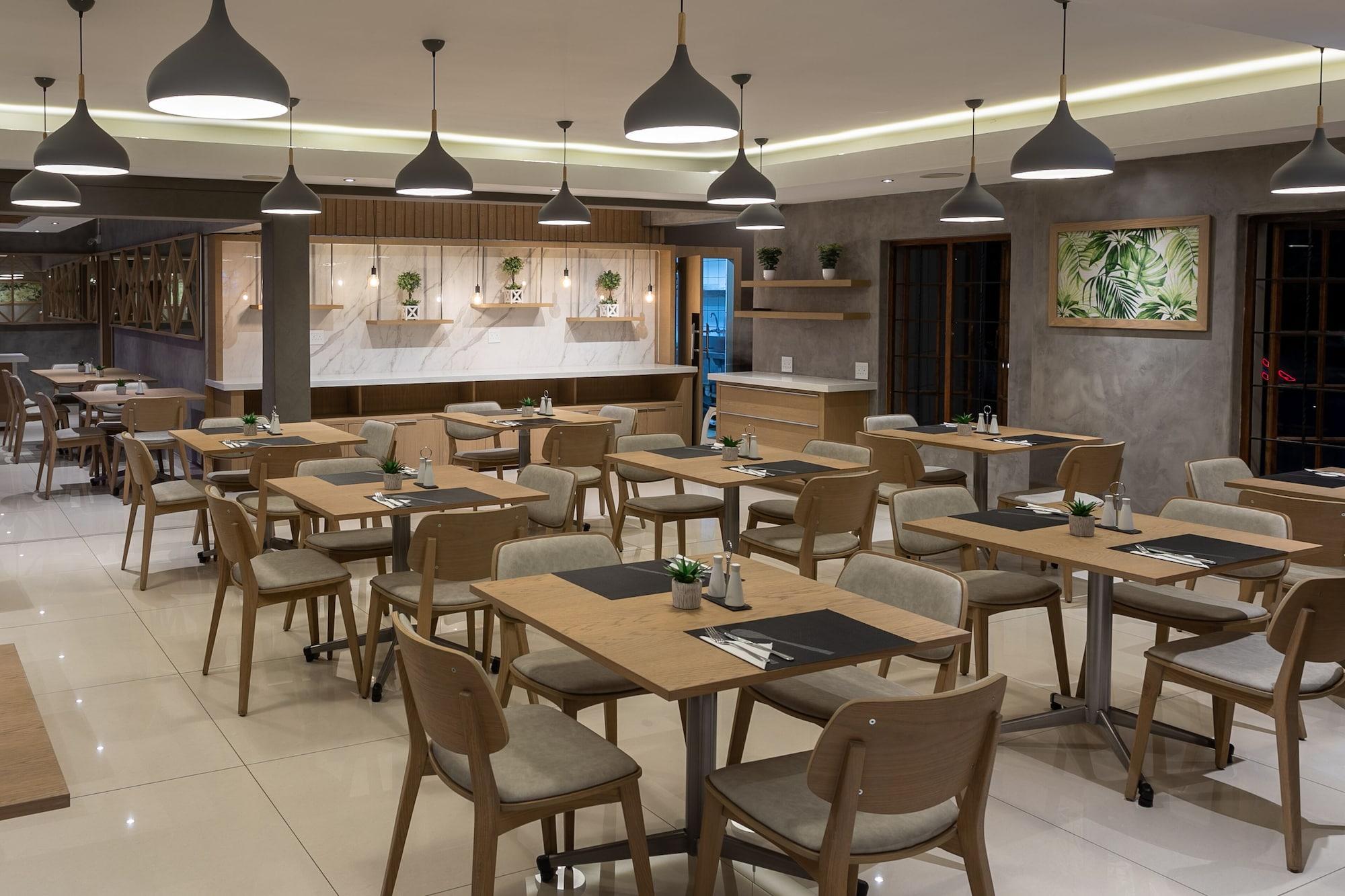 The Cycad Lodge & Chalets 32/50