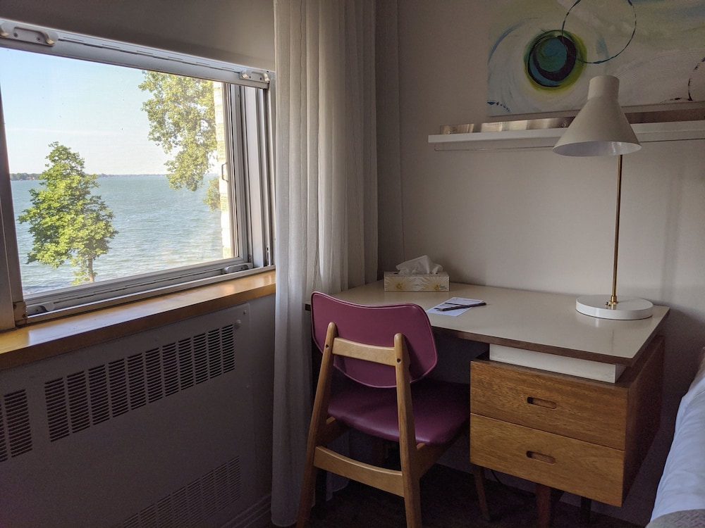 Manoir D'youville 34/50