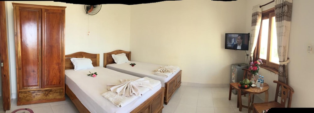 Viet's Hotel 20/54