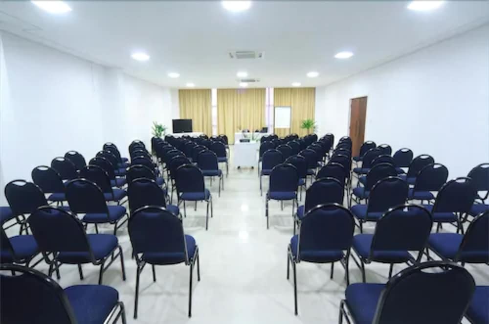 Del Canto Hotel 56/62