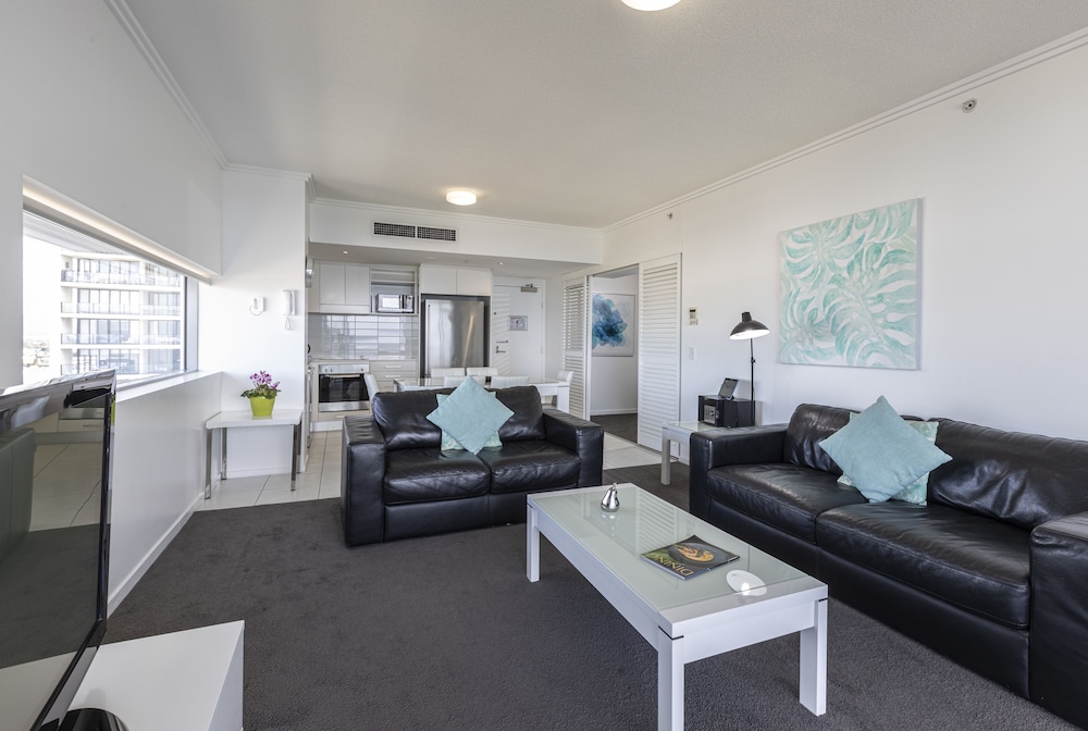 Ocean Pacific Resort 50/73