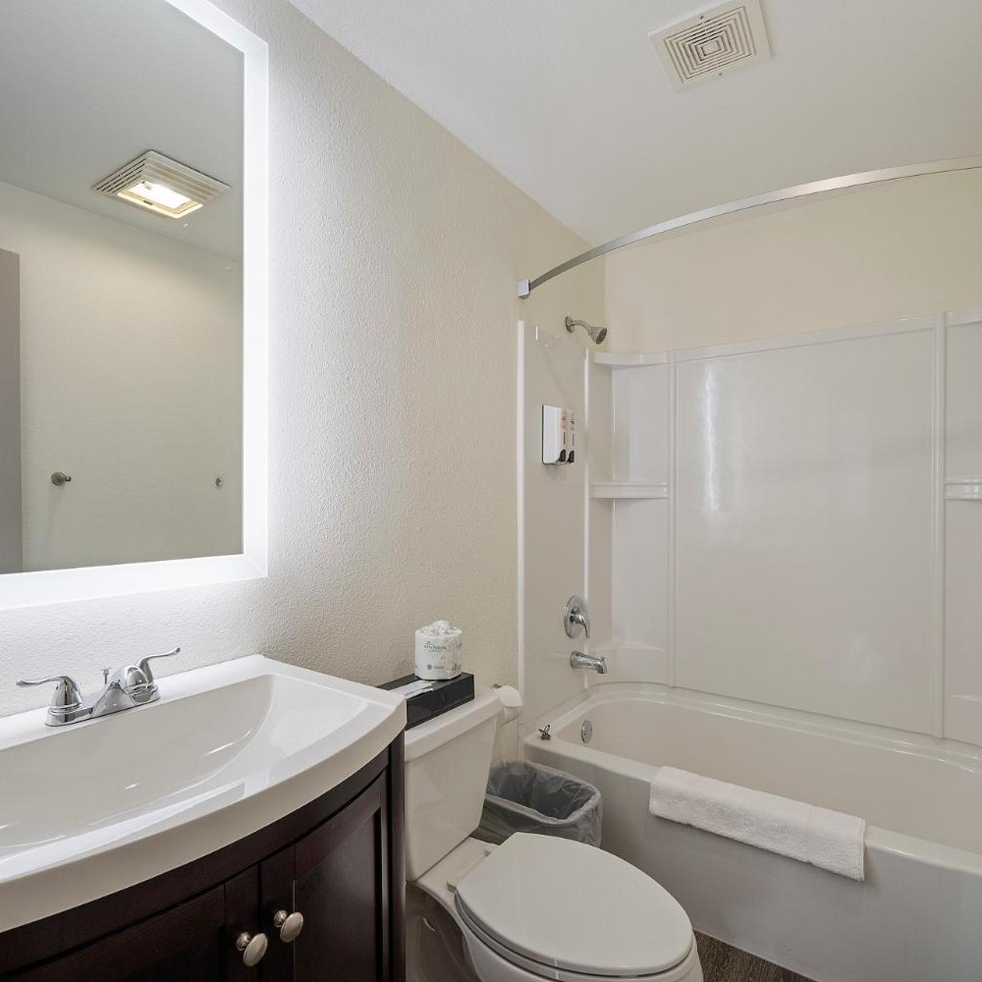 Cedars Ocean View Inn 29/35