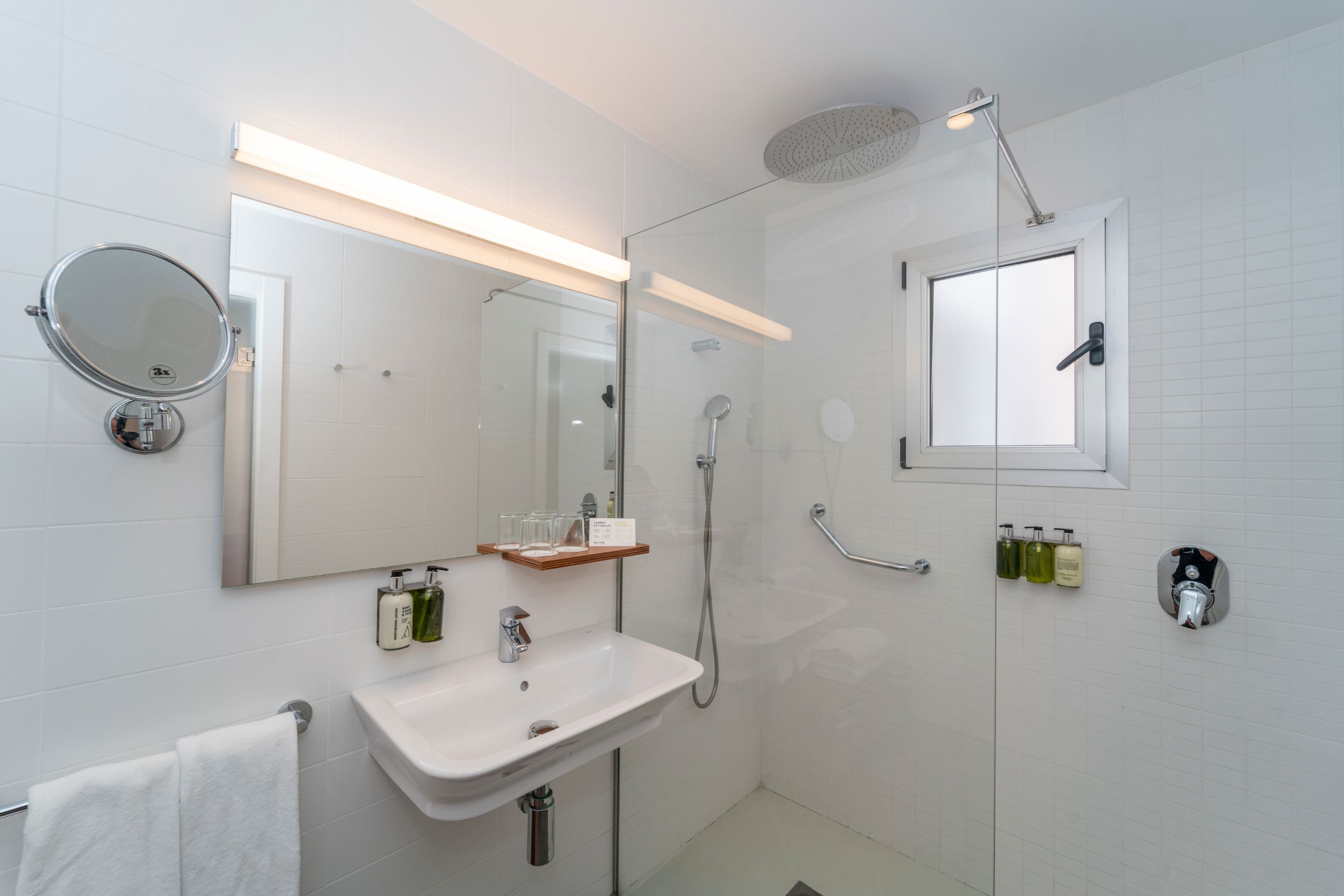 Inner, Double Bed، Hotel Artiem Capri 3/3