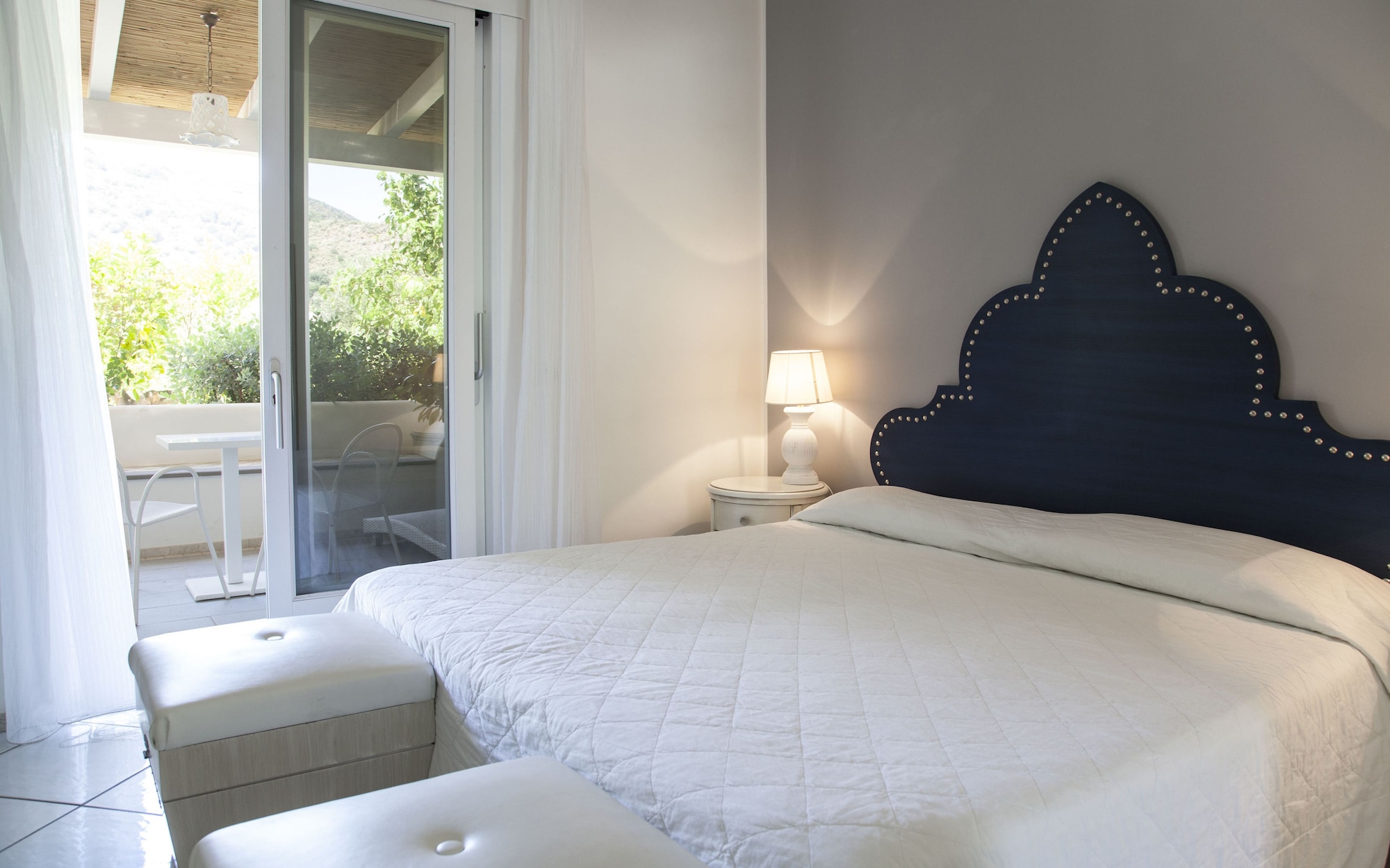Suite, Garden View