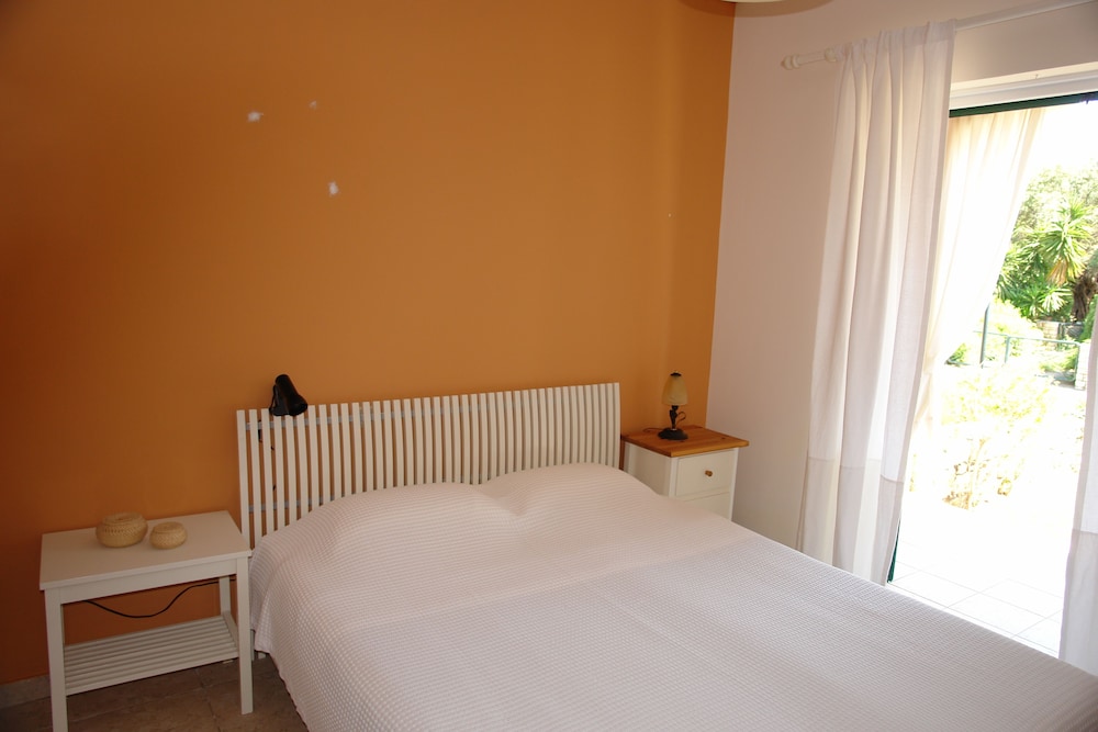 Barbati Bay Apartments 12/66