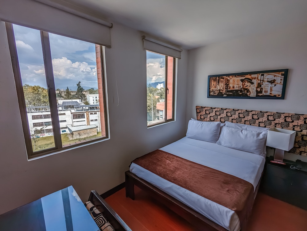 Hotel Charlotte Plaza 26 Ex Hotel Charlotte Bogota By Lalianxa 33/66