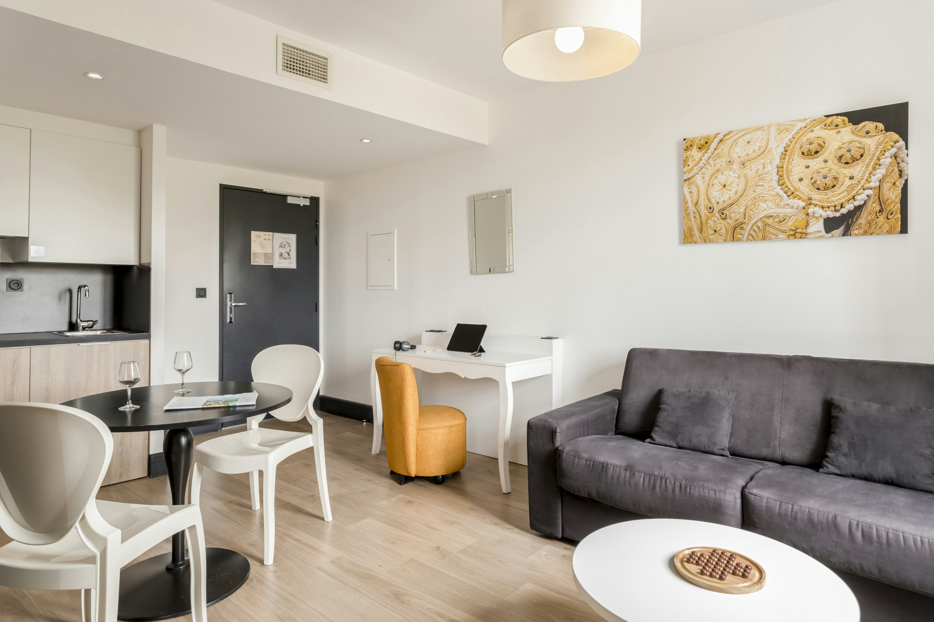 Appart City Collection Nimes Arenes 56/85