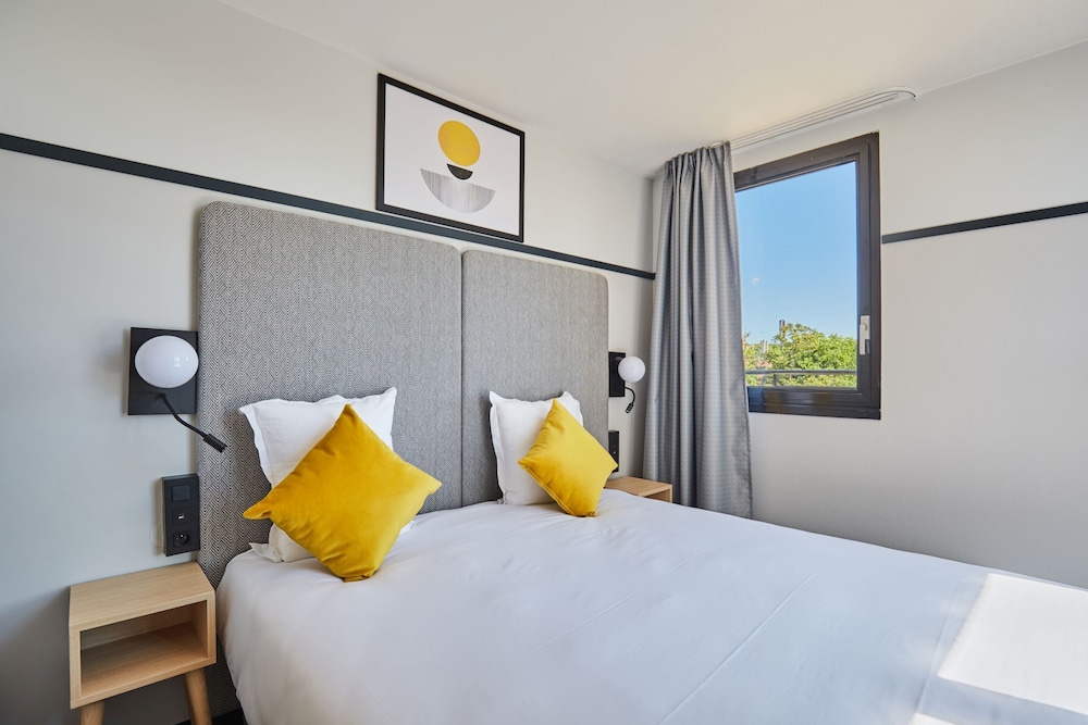 Room at Appart hotel Odalys City Aix en Provence Centre Rotonde, AIX EN PROVENCE