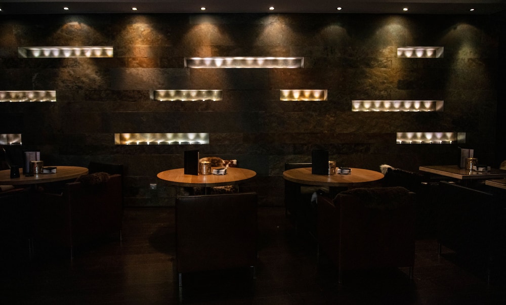 Avenue Lodge Hotel 3/50