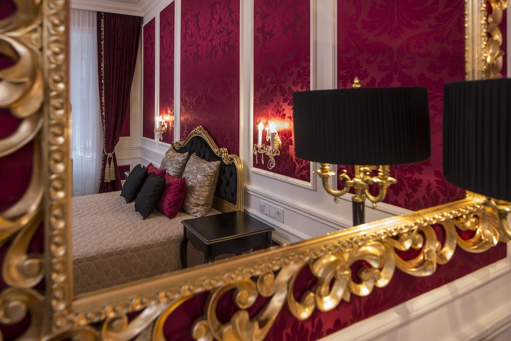 Schloß Schönbrunn Grand Suite 19/40