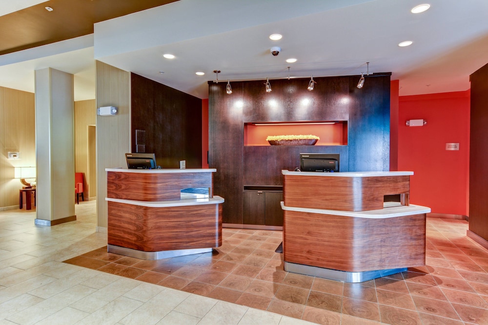 Courtyard by Marriott Bridgeport Clarksburg 5/43