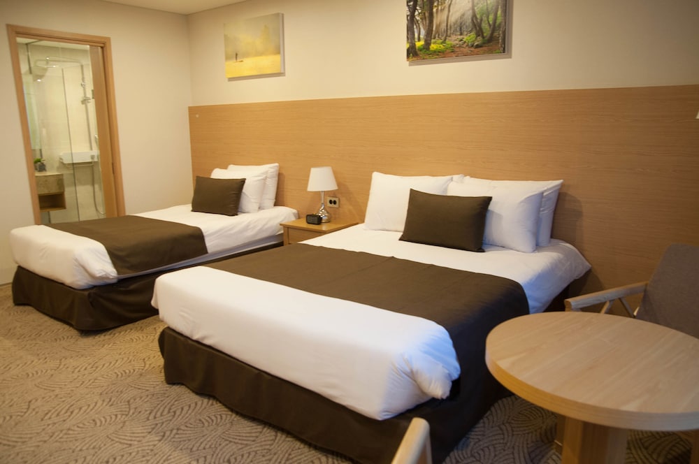 Benikea Jungmun Hotel 9/50