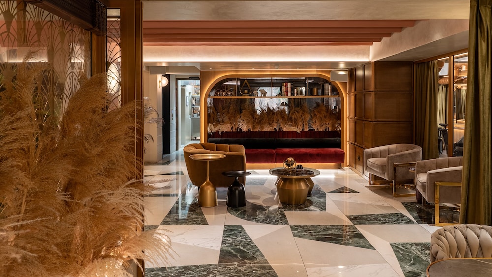 Gatsby Athens Hotel 53/69
