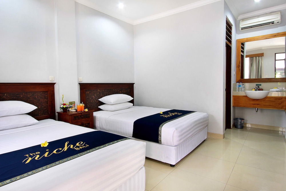 The Niche Bali 17/50