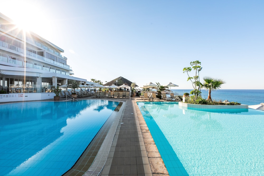 Atlantica Sungarden Beach Hotel 13/75
