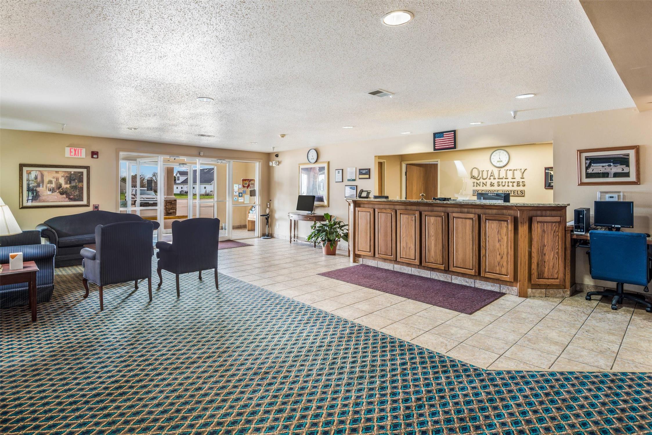 Quality Inn & Suites Eldridge Davenport North 5/31